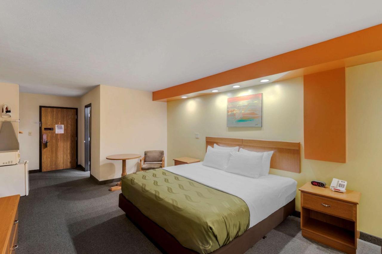 Quality Inn Hamilton エクステリア 写真