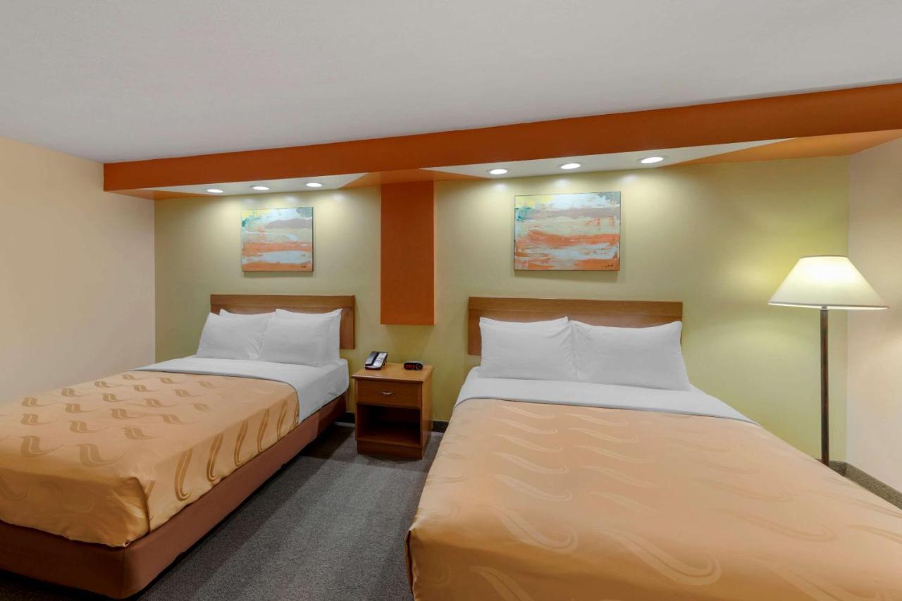 Quality Inn Hamilton エクステリア 写真