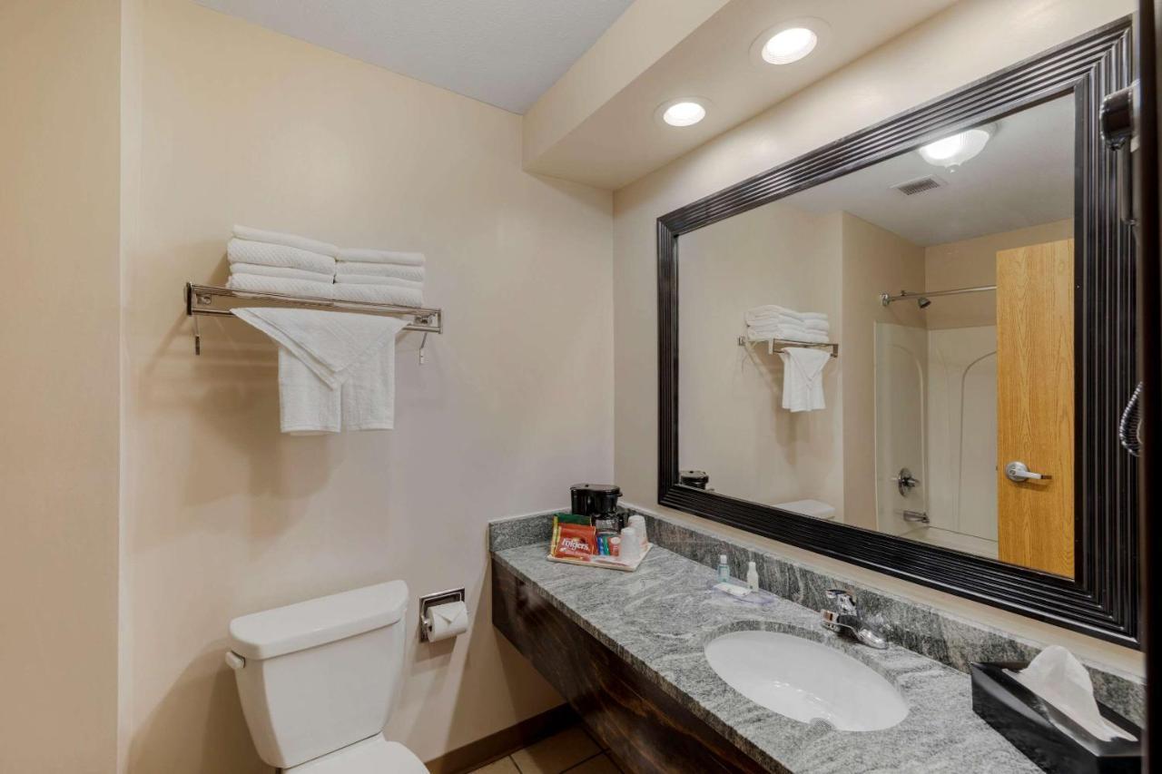 Quality Inn Hamilton エクステリア 写真