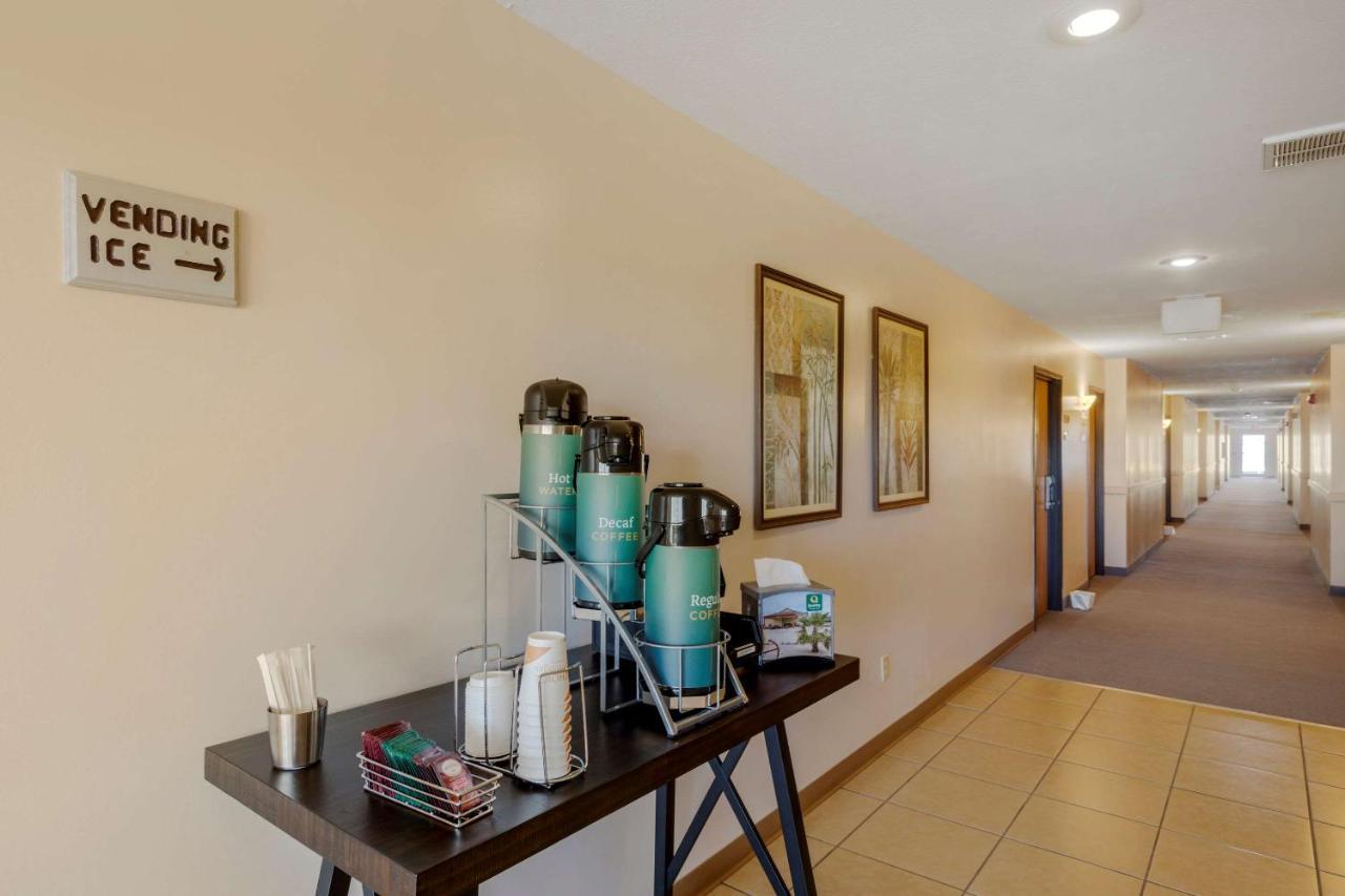 Quality Inn Hamilton エクステリア 写真