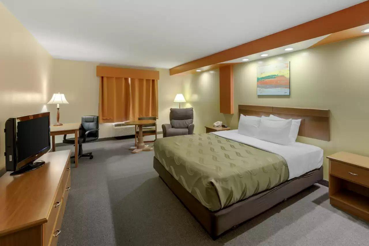 Quality Inn Hamilton エクステリア 写真