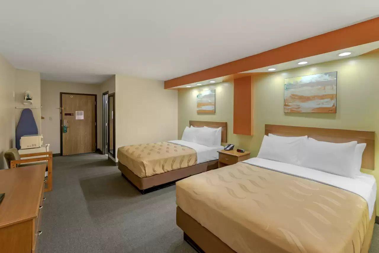 Quality Inn Hamilton エクステリア 写真