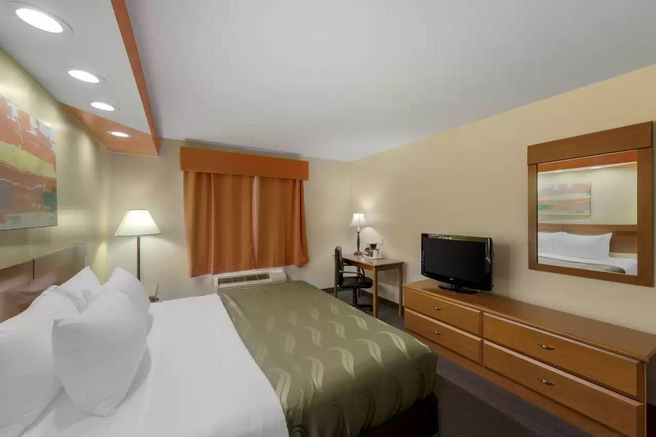 Quality Inn Hamilton エクステリア 写真