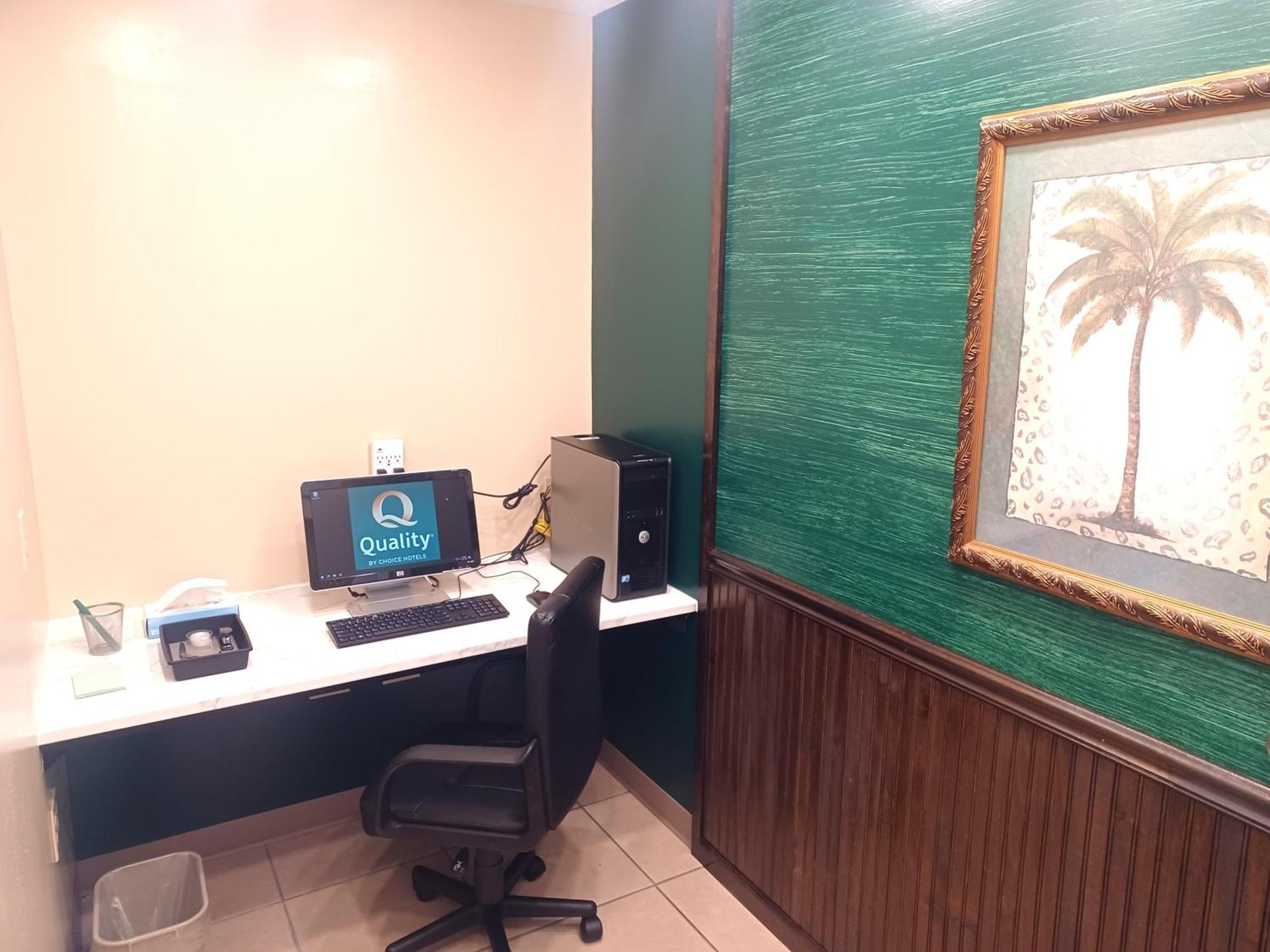 Quality Inn Hamilton エクステリア 写真